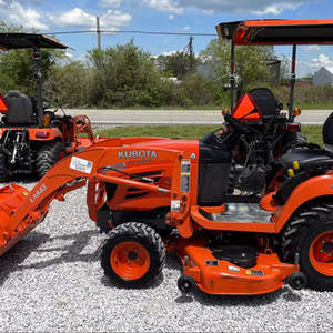 Nouveau tracteur 4X4wd Holland avec chargeur TD5 et équipement agricole Machines agricoles - Product Image 3