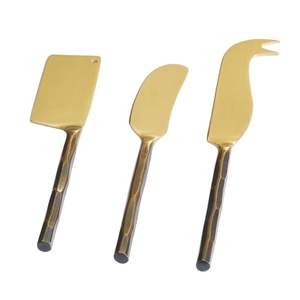 Ensemble élégant de serveurs de gâteaux en métal faits à la main pour les fêtes de mariage anniversaires célébrations design unique moderne et élégant - Product Image 4