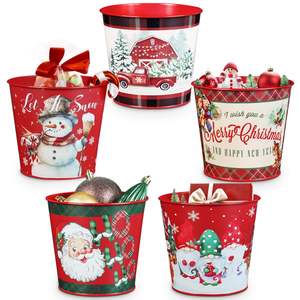 Seau de Noël en métal conçu pour la décoration intérieure et extérieure des fêtes, parfait pour remplir de verdure et de lumières - Product Image 2