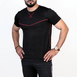 T-shirt de sport personnalisé pour hommes coupe ajustée séchage rapide anti-rides respirant à manches courtes haut d'entraînement de fitness et de course à pied solide - Product Image 2