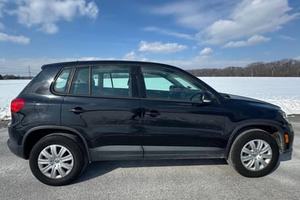 Volkswagen Tiguan S 2013 Usado, Volante a la Izquierda/Derecha - Product Image 6