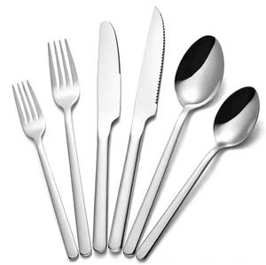 Ensemble de couverts en acier inoxydable de style simple, fourchette, couteau, cuillère pour un usage quotidien à la maison - Product Image 1