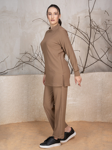 Nouveau lancement 100% ensembles de cordons d'hiver côtelés en polyester haut de couleur unie avec pantalon vêtements réguliers fournisseur indien pour la saison d'automne - Product Image 2