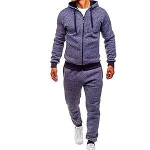 Chándal unisex extragrande con capucha de forro polar antipilling para gimnasio, con estampado digital, para correr en invierno, teñido liso - Product Image 4