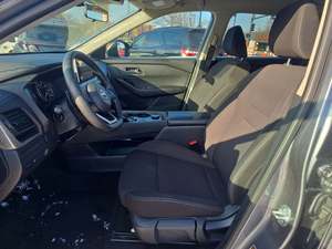 EN EXCELENTE ESTADO, Nissan Rogue S AWD 2024 con TRANSMISIÓN AUTOMÁTICA - Product Image 2