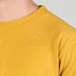 Conjunto de camiseta y pantalón ligero de venta directa de fábrica para hombre, ropa de verano transpirable, Conjunto de camiseta y pantalón de aspecto de alta moda - Product Image 5