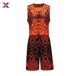 Sublimación impresa de la más alta calidad haga su propia tela cómoda hecha a mano ropa deportiva para adultos uniforme de baloncesto - Product Image 4