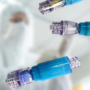 Connecteur de flacon en plastique moulé par injection de classe II certifié Chi Feng ISO 13485 pour les industries pétrolières et gazières et médicales - Product Image 5