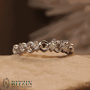 Bague de mariage en or rose pour femme, sertie de moissanite taille princesse, style unique, entièrement sertie de griffes - Product Image 5