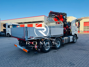 Nuovo Camion Ribaltabile Volvo FH 500 4X4 Diesel 2024 con Gru, Sospensioni Pneumatiche, Telecamera, Cambio Automatico Euro 6 per Trasporto Logistico - Product Image 3