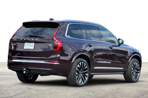 (EF) 2026 XC90 Híbrido Enchufable T8 Plus de 7 Plazas - Product Image 2