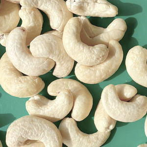 เม็ดมะม่วงหิมพานต์คั่วบด WW180 WW240เม็ดมะม่วงหิมพานต์ WW320 LP - Product Image 1