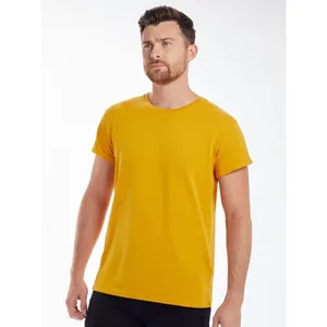 T-shirt à manches retroussées en coton biologique pour homme, merchandising promotionnel durable - Product Image 1