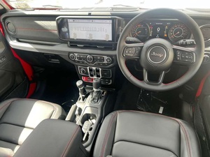 Jeep Wrangler Rubicon 2024, Volante a la Derecha/Izquierda, 4 Puertas, 4x4, Motor Turbo de Gasolina de 2.0L, Transmisión Automática de 8 Velocidades, SUV/Crossover - Product Image 2