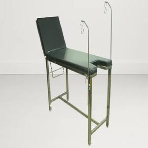 Mesa de Exploración Quirúrgica y Ginecológica Si con Colchón de PU Laminado para Uso en Clínicas y Hospitales a un Precio Accesible - Product Image 1