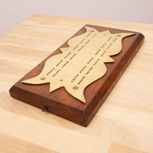 Compteur de points de jeu en bois intemporel, cadeau idéal pour les amateurs de jeux de société et outil éducatif, apprendre à compter aux enfants tout en jouant - Product Image 1