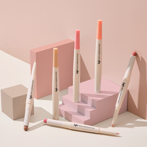 ดูโอ สติ๊ก มัลติเลเยอร์ คีย์บอร์ด บรอนเซอร์และไฮไลท์เตอร์ 1.4 กรัม สีธรรมชาติ - Product Image 3