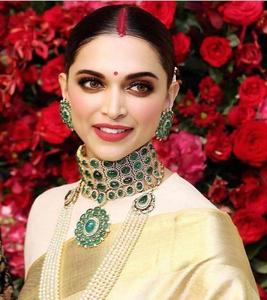 Fournisseur en vrac de saris en soie Designer Lichi FashionHarbour Premium Collection pour revendeurs et boutiques - Product Image 5