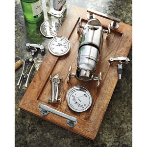 Plateau de service en bois design moderne plateau de présentation le plus vendu avec poignée en métal couleur argent plateau au design élégant prix le plus bas - Product Image 2