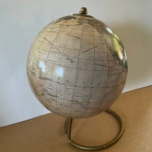 Globe en carton de carte Wold à bas prix sur support en métal Superbe globe rotatif avec des couleurs réalistes pour l'affichage d'étude et l'éducation - Product Image 3