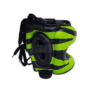 Protège-tête de boxe de haute qualité avec protège-tête de protection des oreilles pour la boxe avec fermeture arrière réglable - Product Image 2