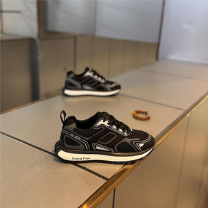 Chaussures de sport décontractées pour hommes, respirantes, à lacets, avec semelle intérieure en EVA, idéales pour le printemps, l'été, l'automne et l'hiver – Vente en gros usine - Product Image 4