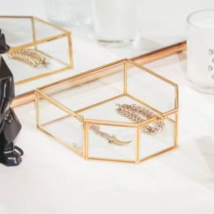 Caja de Joyería Decorativa para el Hogar, Ecológica, de Metal y Vidrio Transparente, Forma Cuadrada, Acabado en Oro Rosa, para Guardar Anillos - Product Image 2