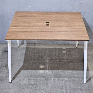 โต๊ะทำงานสำนักงานสมัยใหม่ โต๊ะกลุ่ม 2 คน ขนาด 120x120 ซม. ไม้อัดพร้อมขาเหล็ก รุ่น HBCO026 - Product Image 3