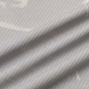 ชุดเสื้อฟุตบอลสำหรับผู้ชายชุดยูนิฟอร์มฟุตบอลสีพิมพ์ซับลิเมชันงาน OEM - Product Image 5