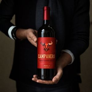 Campanero - Vino Tinto Seco Tempranillo Garnacha 11% ABV, Vino Tinto Joven Español 750ml - Product Image 2