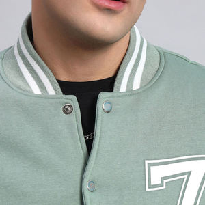 Veste bomber universitaire pour homme de haute qualité, best-seller, vêtement d'hiver léger, confortable, col montant réglable, logo frontal - Product Image 3