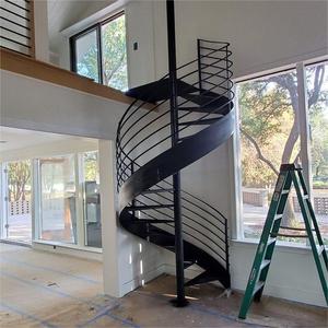 Elegante Escalera <span class=keywords><strong>de</strong></span> Caracol Interior con <span class=keywords><strong>Diseño</strong></span> Helicoidal, Estructura <span class=keywords><strong>de</strong></span> Acero y Peldaños <span class=keywords><strong>de</strong></span> Madera Sólida para Interiores <span class=keywords><strong>de</strong></span> Lujo - Product Image 3