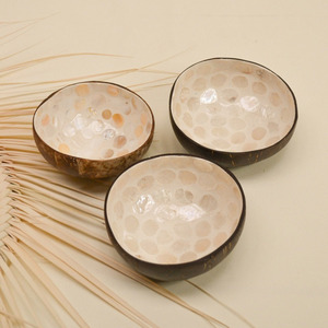 Bols en coquille de noix de coco laquée grand choix fait à la main bol en coco incrusté de coquille nacrée - Product Image 5