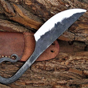 Couteaux Viking médiévaux en acier à haute teneur en carbone faits à la main forgés à la main avec gaine en cuir disponibles en ligne à la vente - Product Image 2