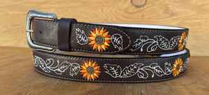 Ceinture en cuir de vache pleine fleur avec broderie florale, ceinture de luxe en cuir de vache personnalisée avec des motifs perlés, ceintures unisexes prêtes à être expédiées - Product Image 6