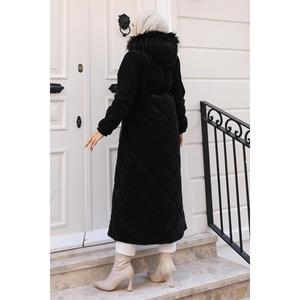 19277 Trench-coat matelassé noir à capuche et fermeture éclair, long manteau avec fermeture éclair élégante - Product Image 4