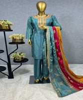 Tenue de soirée Salwar Kameez Velours Élégant Blanc Pakistanais Costume De Mariage Long Design Élégant Cousu Collection En Gros