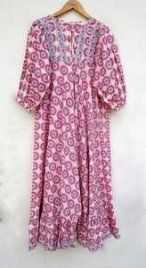 Qualité Durable Imprimé 100% Coton Respirant Lavable Tissu Femmes Casual Wear Robes Midi avec Ceinture de Fournisseurs Indiens - Product Image 4