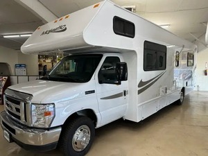 Autocaravana T-h-o-r Mo-t-o-r Coach MAJESTIC 28A Usada del 2020, en Buen Estado, Alto Rendimiento, Disponible para la Venta - Product Image 6