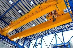 Grúa Puente Industrial de 10 Toneladas para Equipos de Manipulación de Materiales a Granel en Almacenes y Fábricas, con Motor y PLC, Alcance de 35 Metros, Motor de Alta Resistencia - Product Image 2