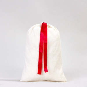 Pochette en tissu de coton biologique 8x12 pouces avec ruban rouge, impression sérigraphique et logo brodé pour portefeuille, rangement anti-poussière, usage personnalisé - Product Image 1