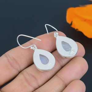 ต่างหูเงินแท้ประดับมูนสโตนสีรุ้ง ทำด้วยมือ ของขวัญวันเกิดเดือนมิถุนายน เครื่องประดับน่ารัก สวยสง่า เหมาะสำหรับงานปาร์ตี้ ชุบทองสำหรับผู้หญิง - Product Image 6