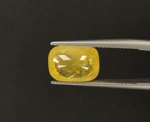 Anillo de Espinela Amarilla Natural de Alta Calidad, Corte Cojín, Sin Tratamiento Térmico, 1.75 Quilates, Piedra de Nacimiento de Septiembre, Mejor Precio para la Fabricación de Anillos - Product Image 3