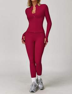 Ensemble de yoga 2 pièces pour femmes, logo personnalisé, OEM, doux, soutien-gorge de sport et legging de yoga, ensemble de legging et soutien-gorge de haute qualité pour la vente en ligne - Product Image 4