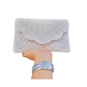 2025 Bolso de cuentas hecho a mano de moda Bolso de cuentas de moda para niñas Disponible a precio mayorista para exportar desde India - Product Image 1