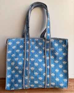 Sacs fourre-tout en coton indien faits à la main pour faire du shopping sacs à bandoulière - Product Image 1