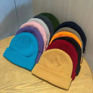 Gorros de Punto Acrílicos de Invierno de Diseño Personalizado al por Mayor del Fabricante, Gorro de Punto Tipo Waffle con Logotipo Personalizado para Hombre y Mujer - Product Image 1