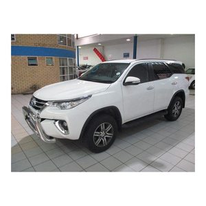 Volante a la Izquierda/Derecha, Turbo, Cuero Oscuro, Automático, R18 para FORTUNER 2015-2021, SUV Usado, Tracción Delantera - Product Image 3