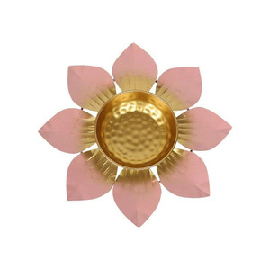 Timeless Glow The Designer Urli Diya Collection Belleza radiante Creaciones artesanales URLI Diya - Product Image 2