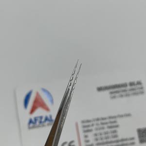 Pince à cils pointue professionnelle en acier inoxydable | Pince à cils pointue professionnelle en acier inoxydable avec échantillon gratuit - Product Image 3
